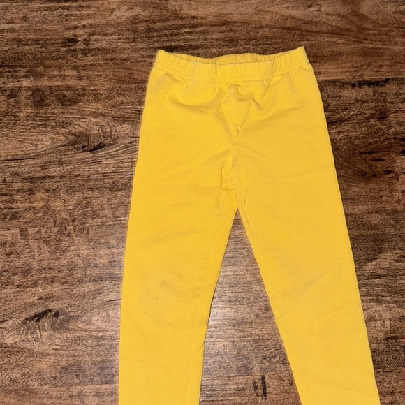 Mustard yellow leggings carters 4t - Picture 2 of 2